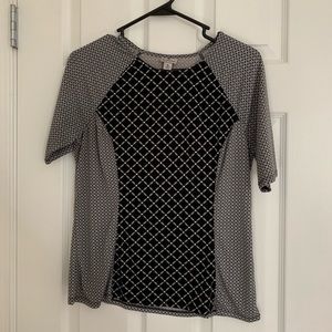Black and gray pattern top